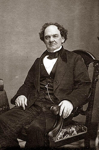 440px-Phineas_Taylor_Barnum